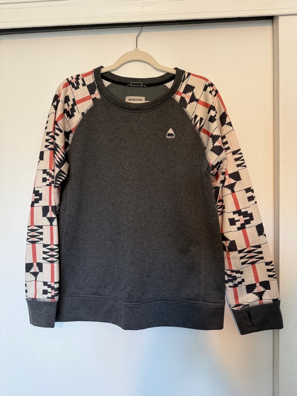 Burton Women’s Charcoal Crewneck Sweater with Patterned Cream & Red Sleeves